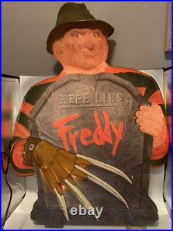Vintage Nightmare On Elm Street Freddy Krueger Light Up Wall Hang 3 D RARE Vintage Nightmare On Elm Street Freddy Krueger Light Up Wall Hang 3 D RARE